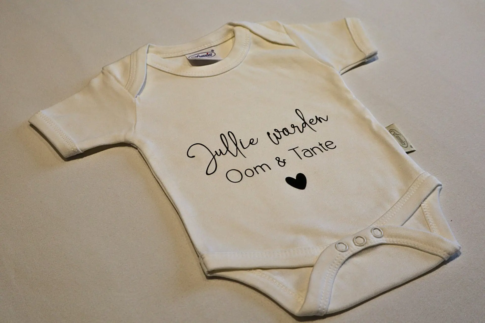 romper korte mouw – wit – jullie worden oom & tante