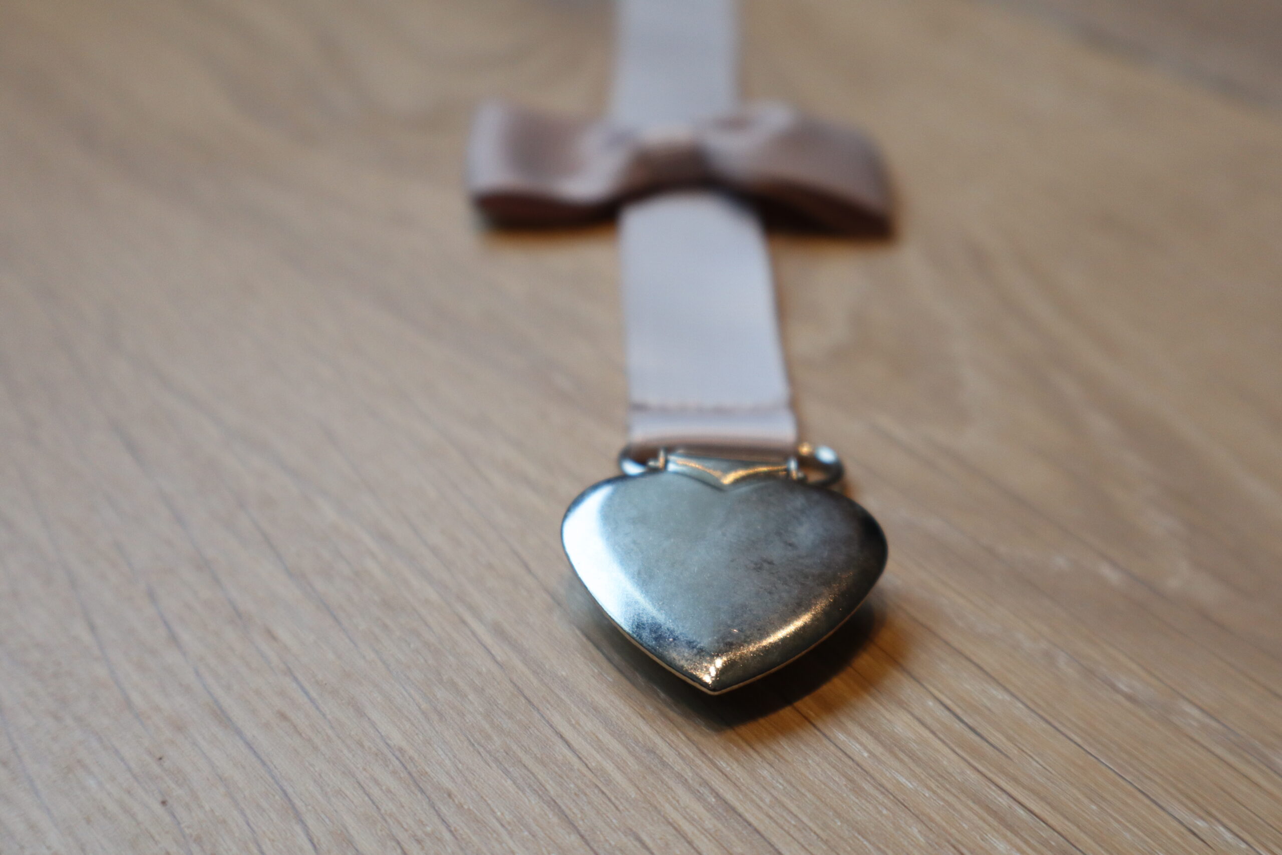 Prinsessefin | Beige Speenkoord met strikje | Dorothea - Afbeelding 4